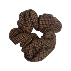 Hand Made Scrunchie -Genesis shop IMG 6171 a7133bfa f88b 4e57 8a65 a98cbd4917ca