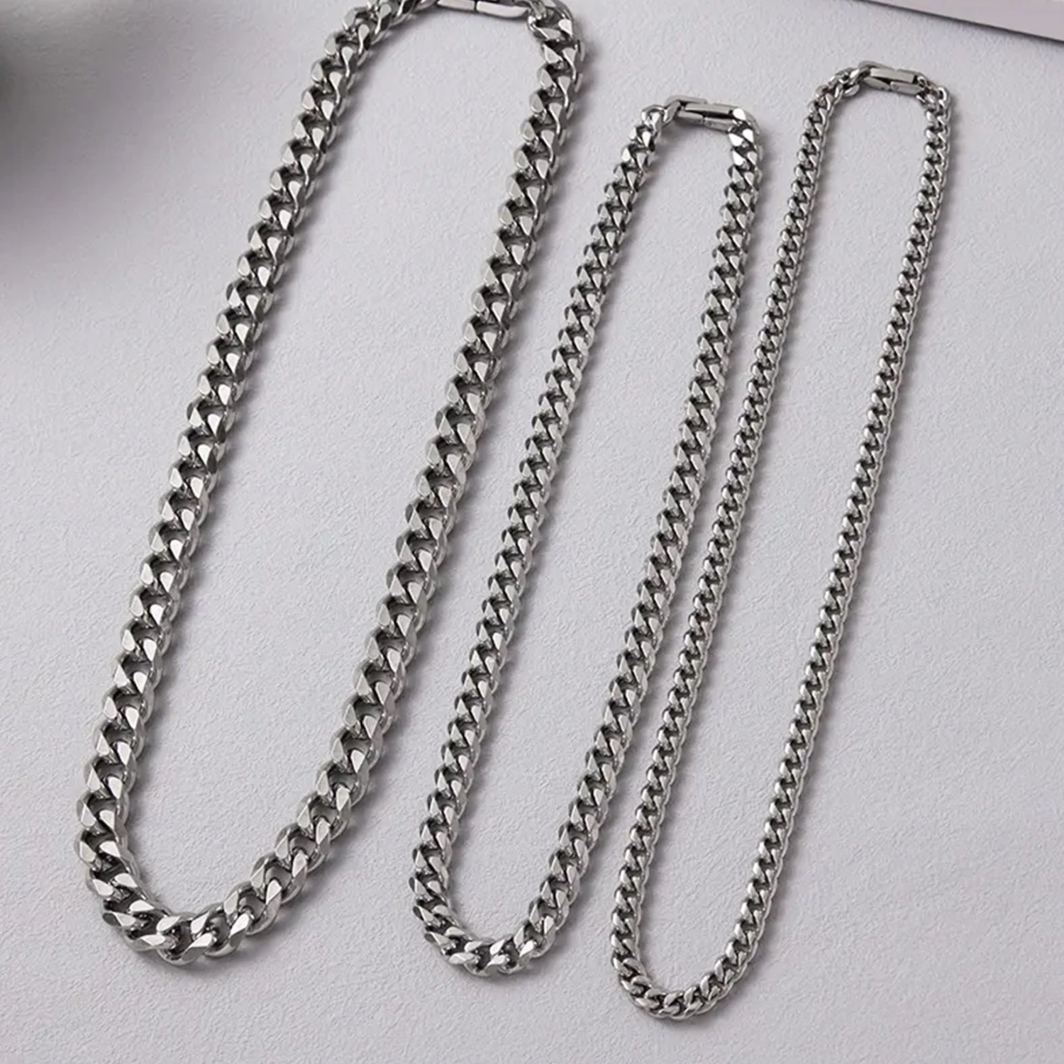 Corner Store Cuban Link 11mm - Silver 2 Corner Store Cuban Link 11mm - Silver - Image 2